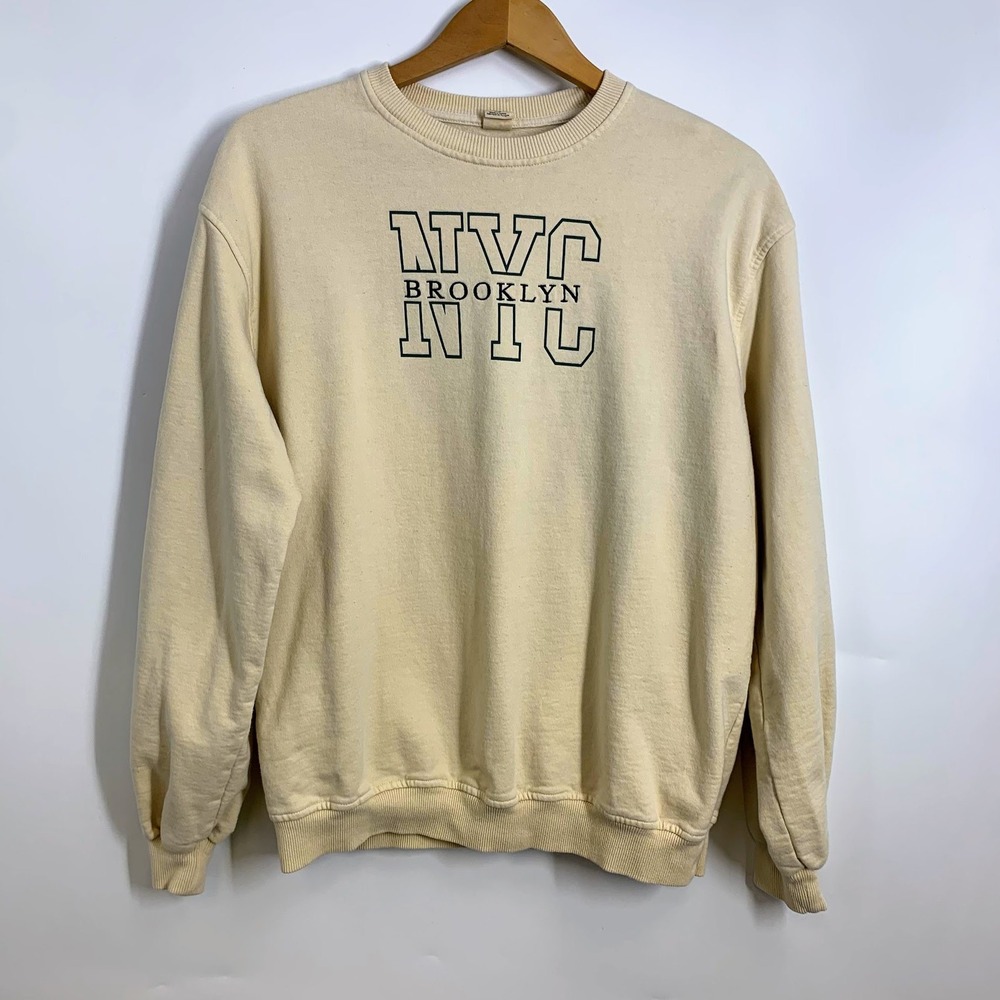 Urban Outfitters NYC Brooklyn Crewneck Sweatshirt Beige M Medium